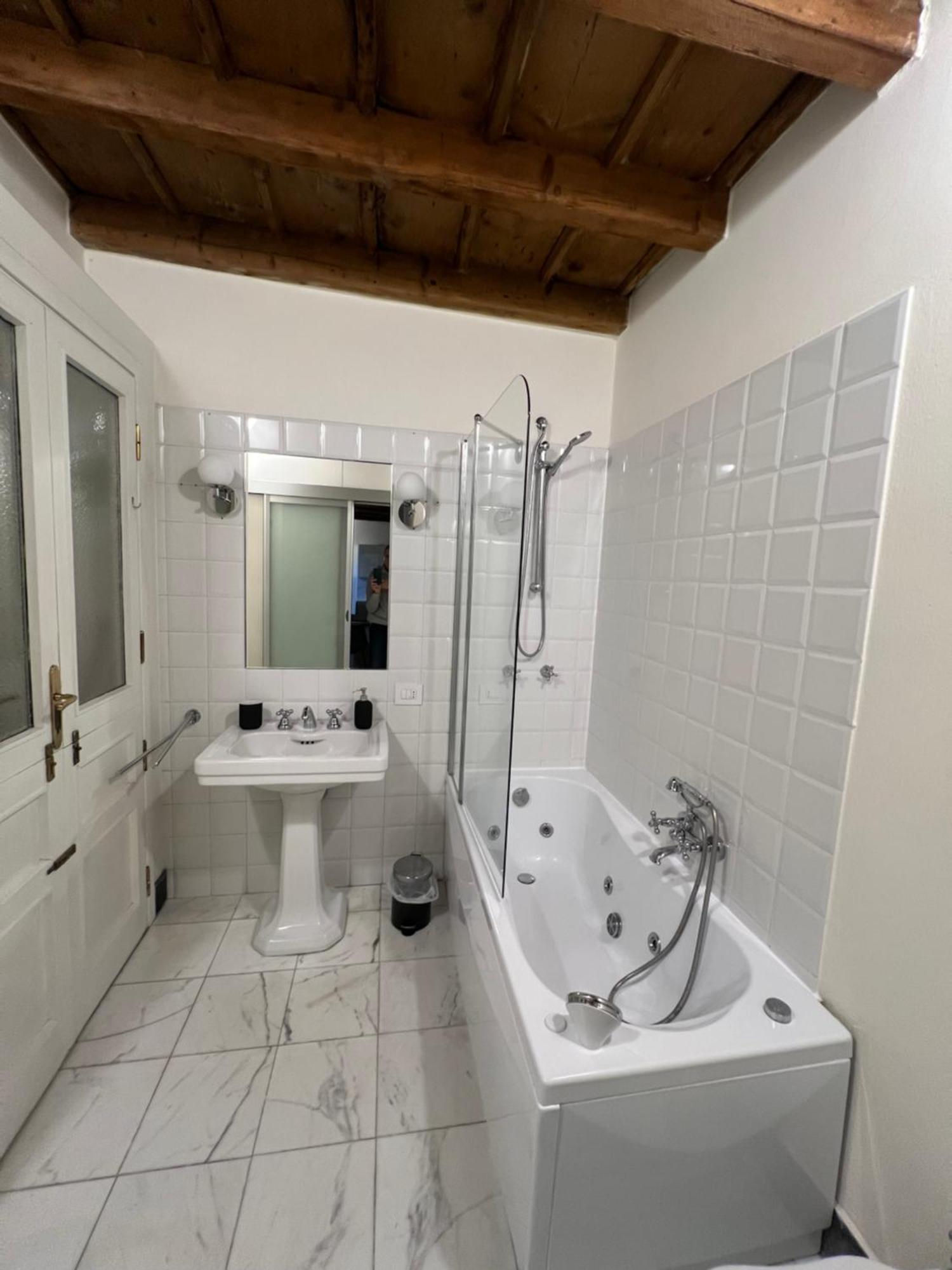 Antica Corte Navigli-Darsena Milaan Kamer foto